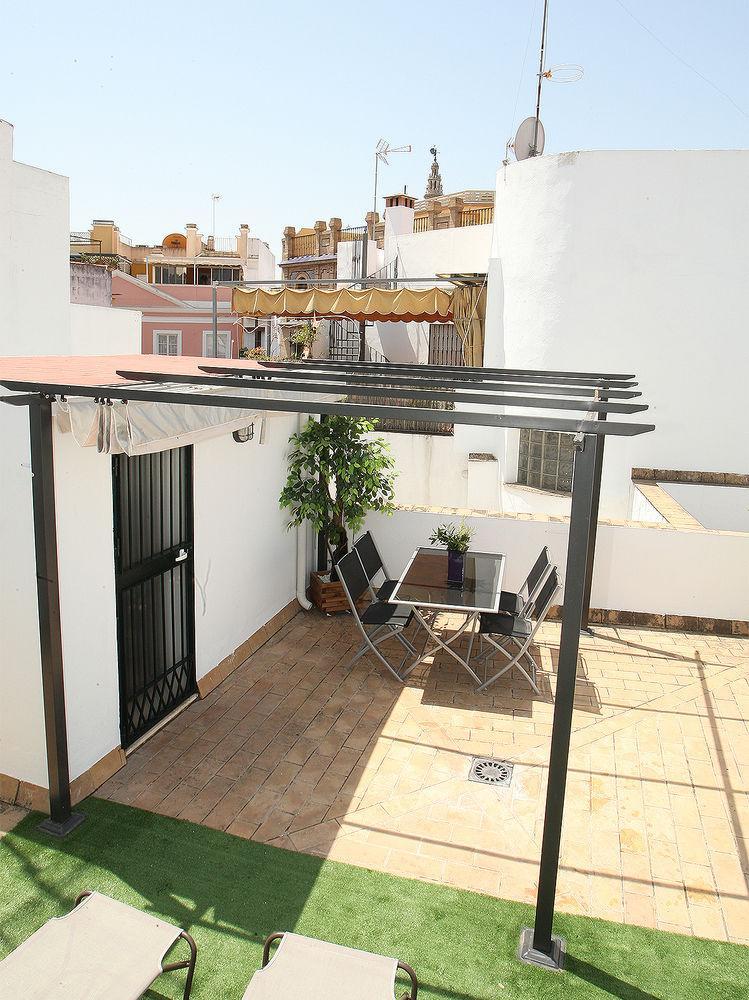 Apartamentos Sevilla Centro Exteriör bild